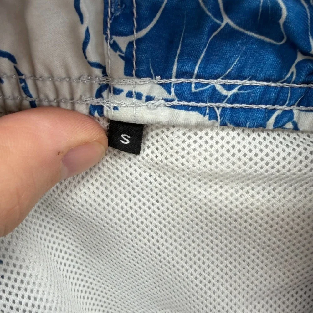 Quiksilver Swim Trunks Men Small Blue White Floral Beach Board Shorts Lined Y2K